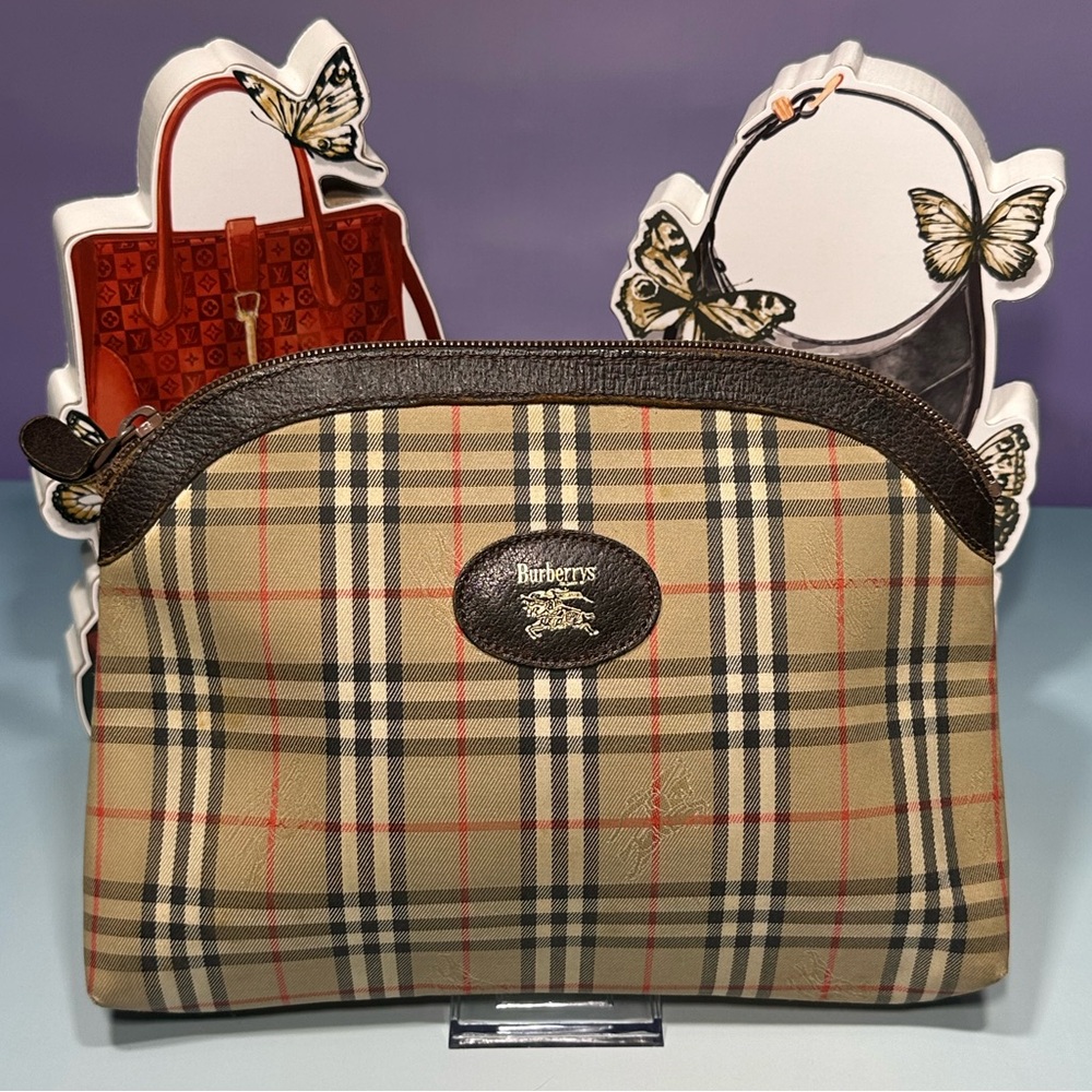 Burberry NOVA Check Vintage clutch bag.
